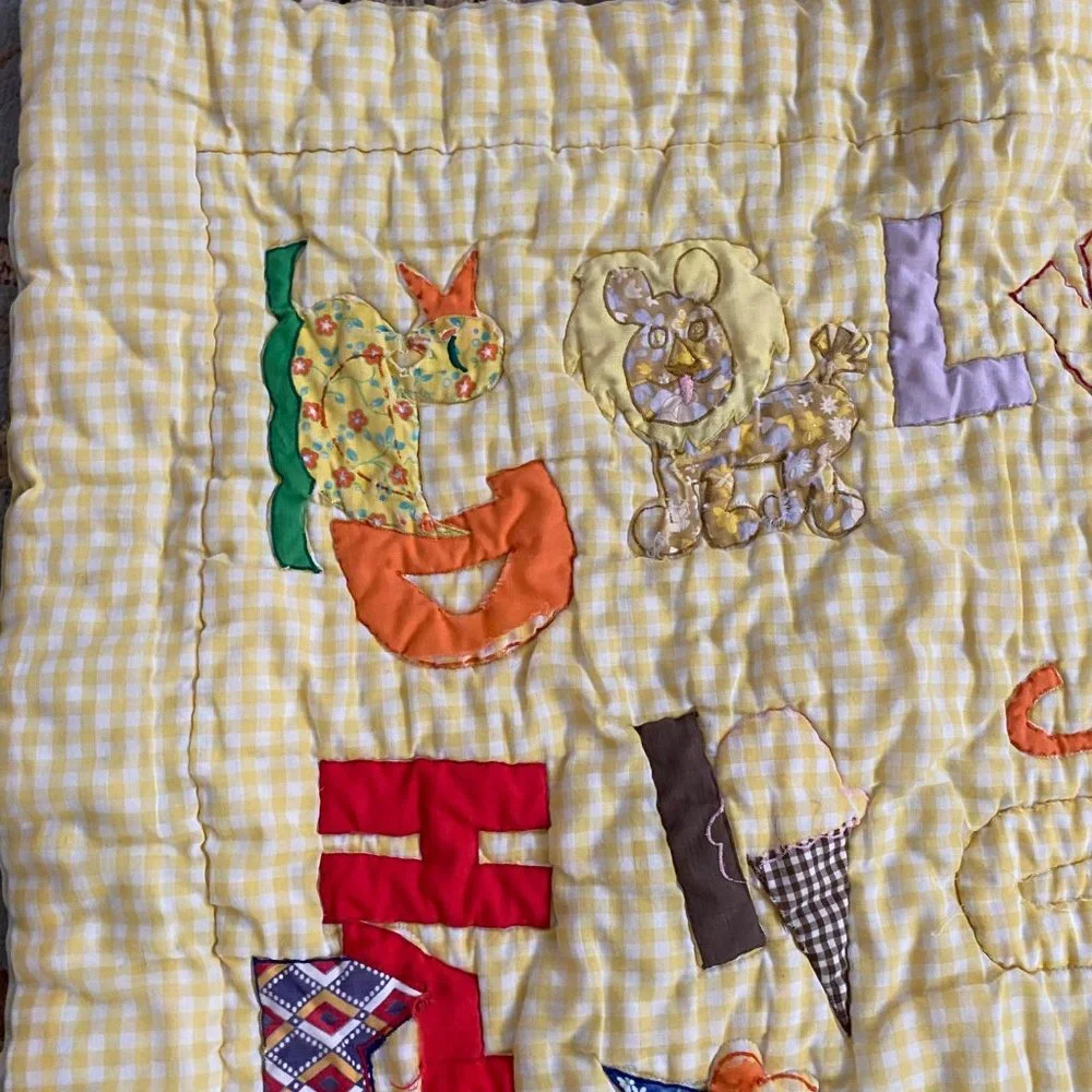 Unbranded machine embroidered